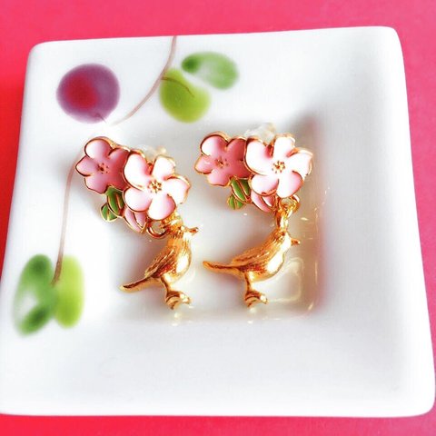 🌸アートピアス「小鳥」