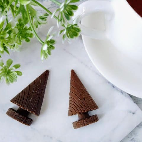 コニファーのチョコレート型（22）　シリコン型　シリコンモールド　お菓子　手作り　プレゼント