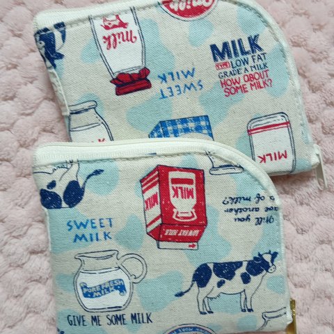 小さなぺたんこおさいふ　牛さんとMILK　送料無料