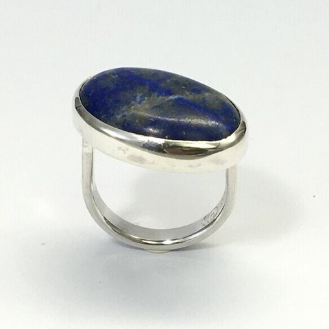 No.260 Beautiful ring of lapis lazuli