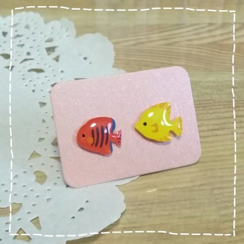 【☆送料無料☆】ミニピアス/イヤリング♥熱帯魚