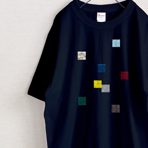 ★minne限定★　8 colors　四角のカラフル　Tシャツ（ネイビー）