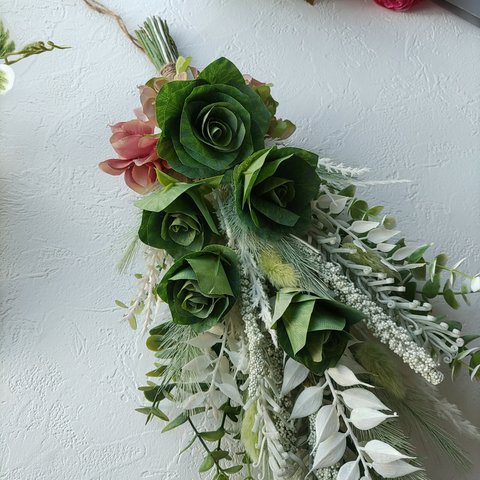 フェイク薔薇　スワッグ    花束  グリーン　アーティフィシャルフラワー　  造花　フェイクグリーン　インテリア  壁飾り　送料無料  