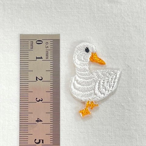 アヒル　duck　ワンポイント　刺繍　ワッペン　アップリケ　シール可