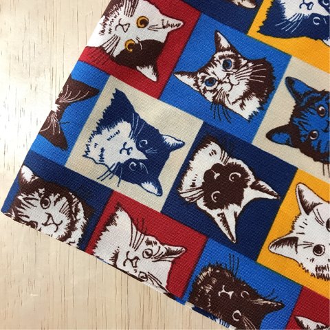 【シーチング55×50】 cat square・レッドブルー