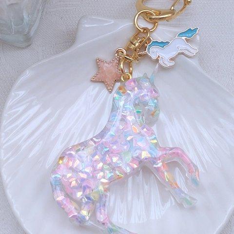 再販✨　ユニコーンキーホルダー♡　 キラキラスパンコール　ダイヤモンド柄　レジン　キーホルダー　チャーム　キーリング　ハンドメイド 　プレゼント🎁にも