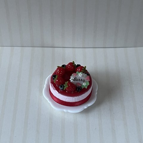  イチゴのミニケーキ☆