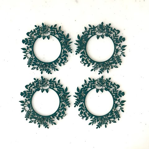 Blue Green Wreath Pendant Tops