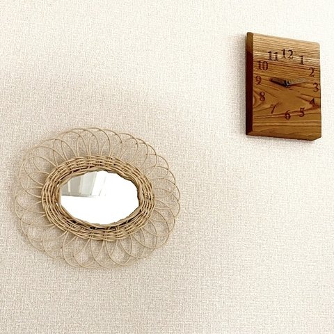 ラタンミラー　籐（ラタン）《オパール 》Sサイズ　鏡15㎝×10㎝