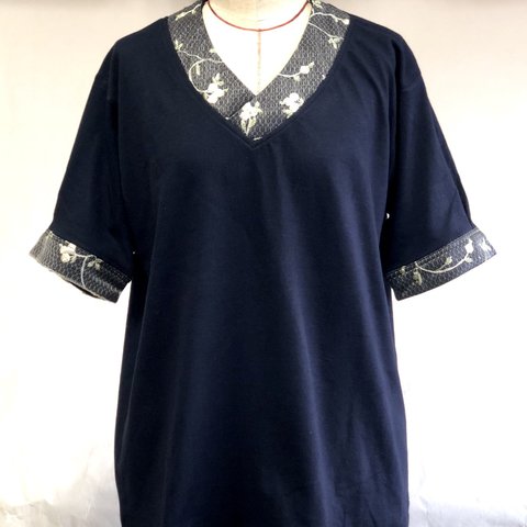 AMU st-02刺繍襟のTシャツ