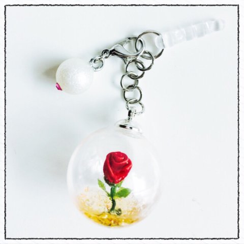 １輪のmagical rose🌹✨イヤホンジャックピアス