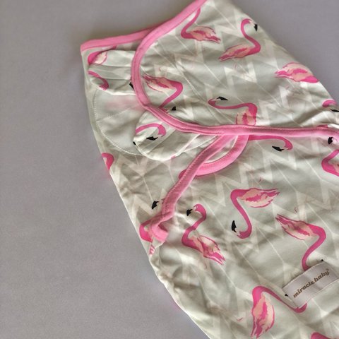 Flamingo swaddle　フラミンゴ　おくるみ　スワドル　出産祝い　ギフト　新生児　ベビー用品　ベビー　赤ちゃん