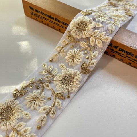 約5.5cm幅/刺繍リボン/チュール(ピュアホワイト)/ホワイト刺繍