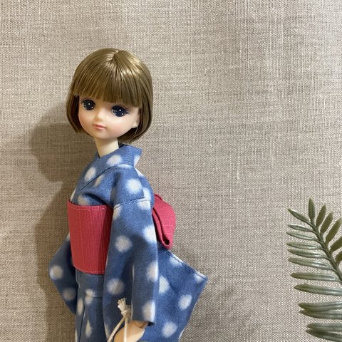 薄い藍色の浴衣💙とピンクの帯🩷のセット　リカちゃんサイズ　巾着付き