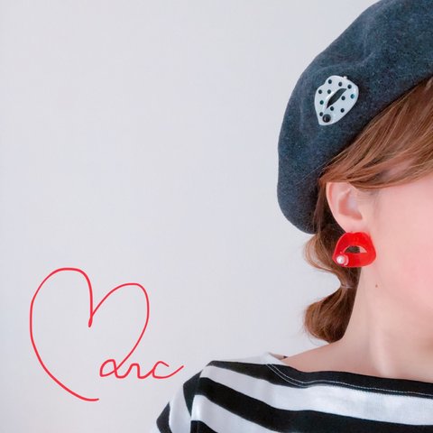 🉐☆クリスマス限定☆選べる唇💋kissセット(ピアス・イヤリング&ブローチorヘアアクセサリー)