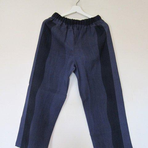 着物アップサイクルのゆったりすっきりパンツ（青濃淡）、絹、ウエストゴム、裏地なし、ポケットなし