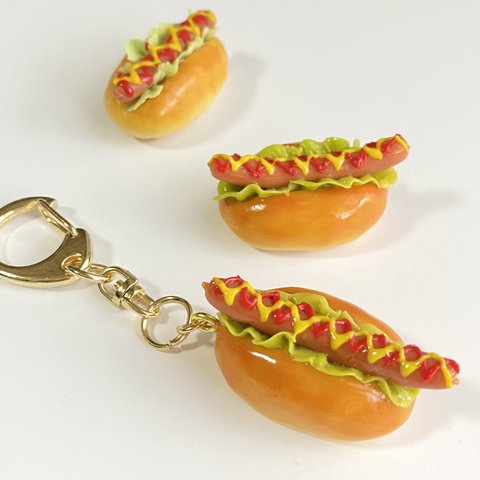 ホットドッグのキーホルダー🌭フェイクフード