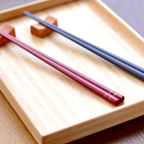 【木製】カチッとした夫婦箸：赤と黒