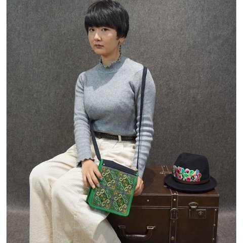 エスニックシックなビンテージBohoスタイル、刺繍が美しい手作りの女性用ショルダーバッグ#108