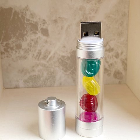 ミニチュアカラフルドロップのUSBメモリースティック<16GB>  