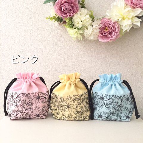 ミニ巾着ポーチ     オーガンジー刺繍レース　ピンク