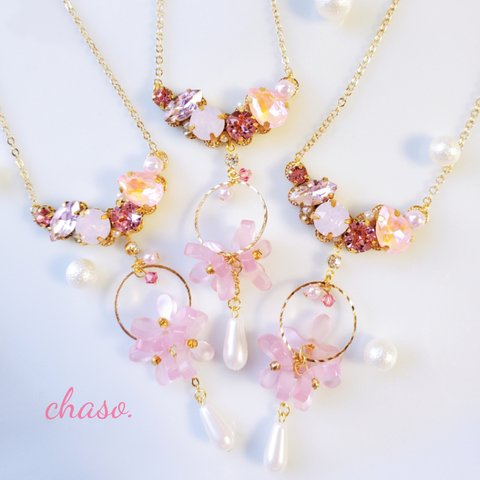 新作【春】お花 可愛い milky pink 縦長♡ネックレス