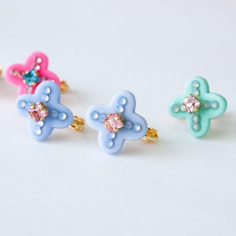 Exotic Cross Earring BLUE (片耳販売）