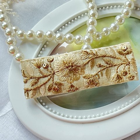  刺繍リボン　フォークヘアクリップ