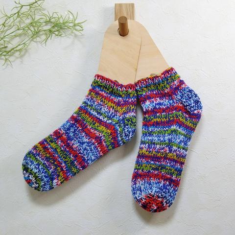 ◆コットン糸で編んだ靴下◆ 23～24cm　ブルーとレッド　no.0110