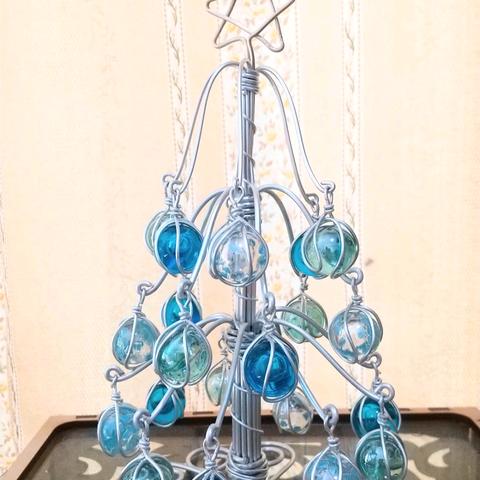 ビー玉のクリスマスツリー（中）　シルバー×ブルー