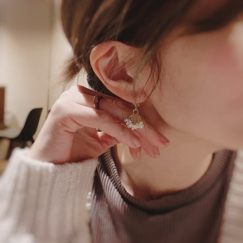 〔大人可愛い〕かすみ草ピアス/イヤリング