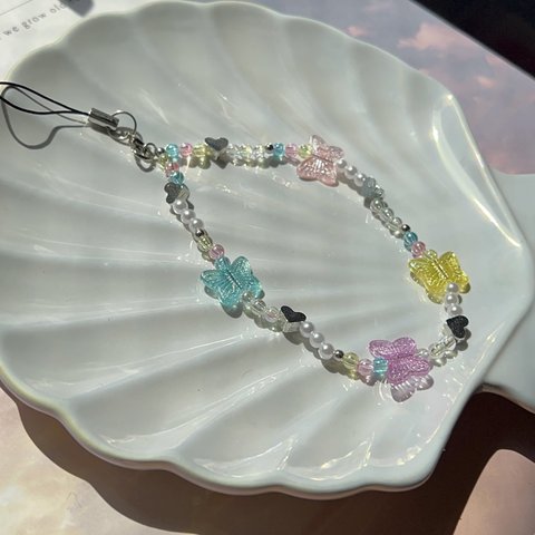 beads strap🦋【蝶々たくさんビーズストラップ】