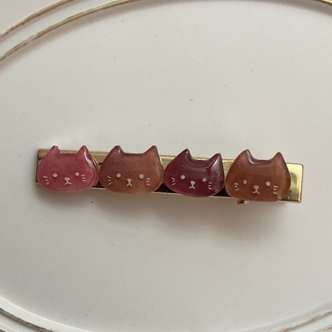 幻想ねこちゃん石ヘアクリップ