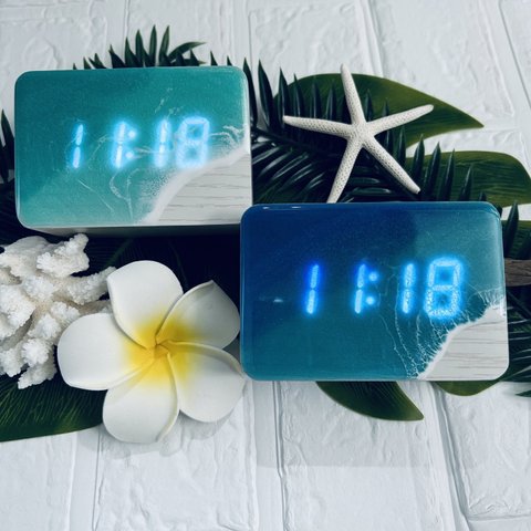 オーシャン　デジタルクロック　オーダー作成品　送料込み　海のインテリア　置き時計　オシャレ　綺麗　贈り物　癒やし　寝室　ベッドサイド　海好き　青　ブルー　USB 時計　受注生産