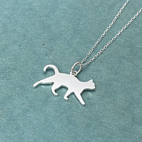 Cat-2 Pendant Silver (Order Production)