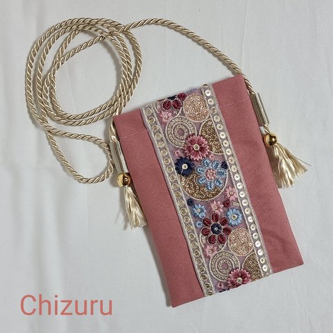 新作【スマホポシェット】インド刺繍リボン