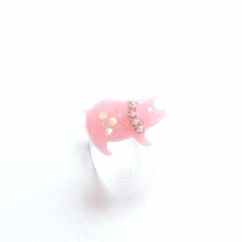 豚に真珠なリング