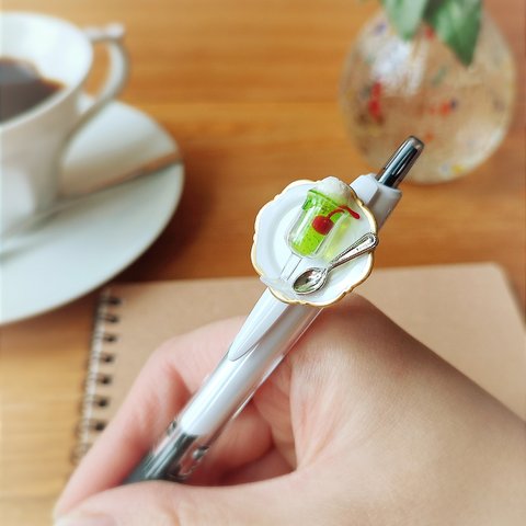 喫茶店のクリームソーダペン ミニチュアフード ボールペン