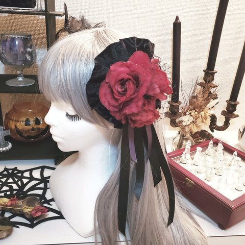 大きな薔薇とリボンのゴシックヘッドドレス/コサージュ