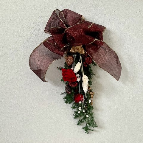 【送料無料】プリザーブドフラワー　クリスマス🎄スワッグ　クリスマス　飾りもの　赤　リボン