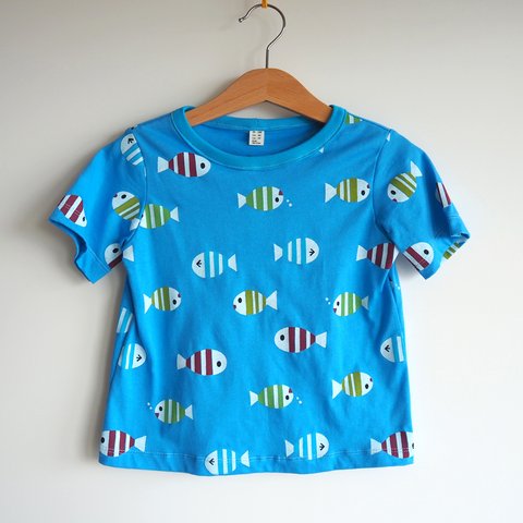 おさかなTシャツ　（Fish Tee)　