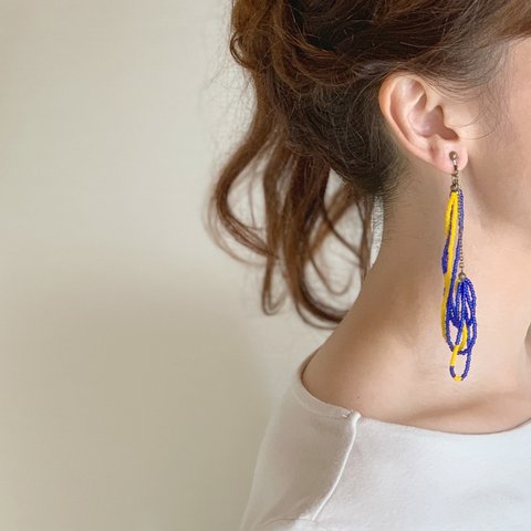 Drapes“CRAYON”（Clip-on / Pierced earrings）