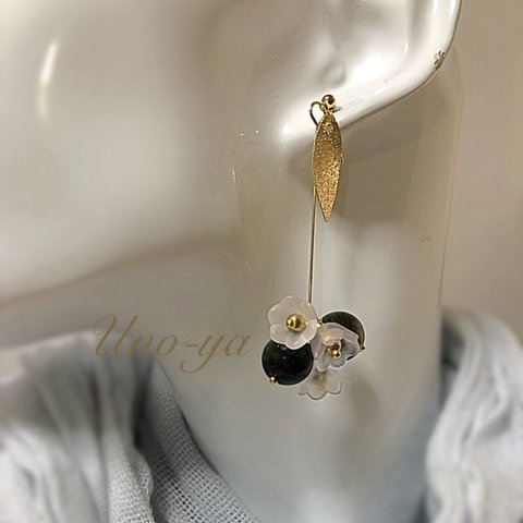 オブシディアン&フラワーピアス