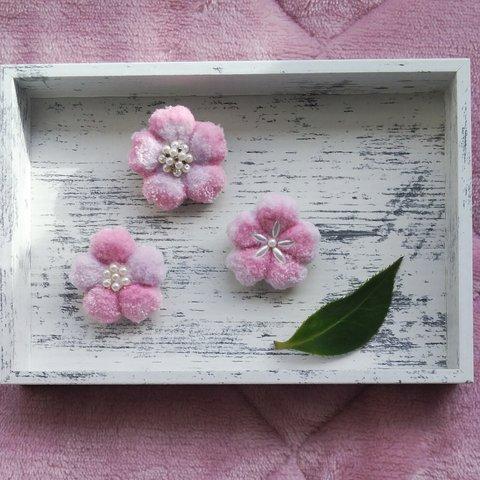 桜の刺繍ブローチ　さくら　サクラ