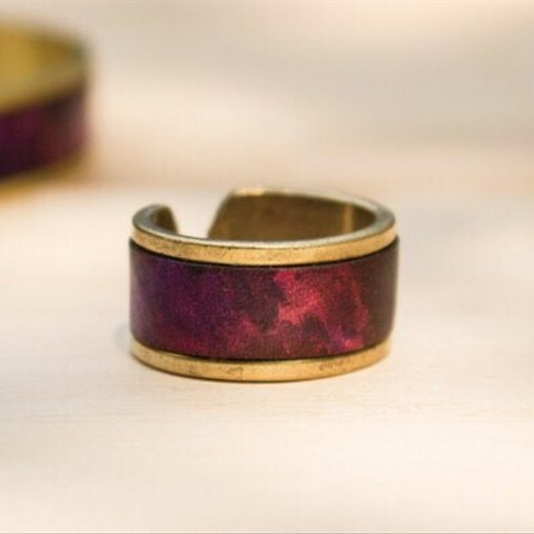 [革の水彩画 : 紅紫] Brass Ring
