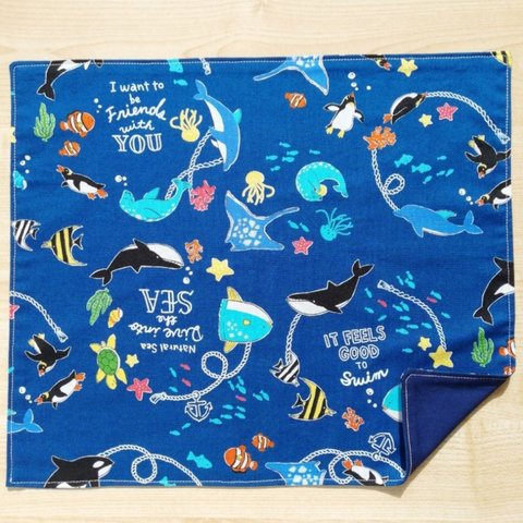 30×35 海 の 生き物 × 紺 ブロード ランチョンマット