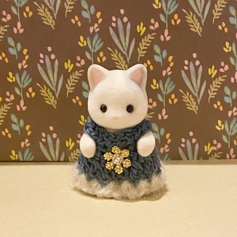 ◇ふわふわクリスマスワンピース　ネイビー◇シルバニア赤ちゃん　着せ替え　冬　ドレス　雪の結晶