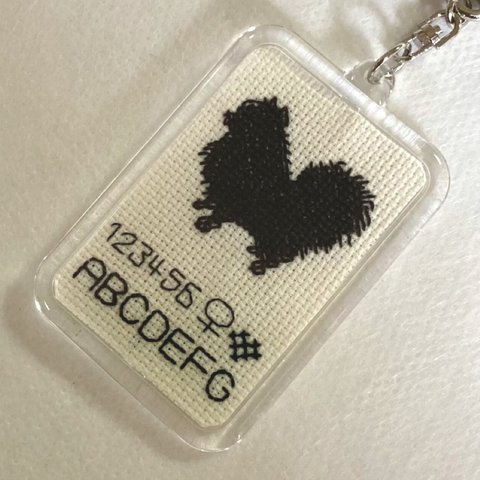 クロスステッチししゅうキット〈Dog's Key holder〉ポメラニアン