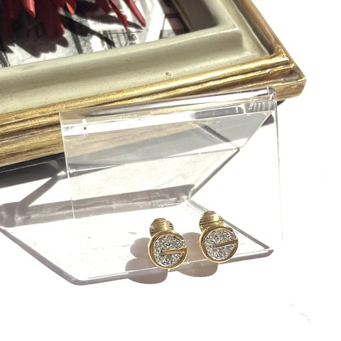 108890sVINTAGE EARRING  ゴールドGIVENCHY ストーンGGヴィンテージ　アンティーク  クラシカル　フラワー　ミニ　ナチュラルカジュアルブライダルジュエリ ギフト　メンズ　