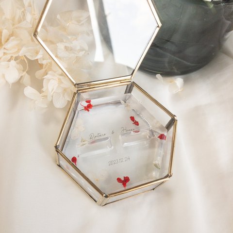 リングピロー　🎈　赤い実　白　紫陽花　ガラスケース